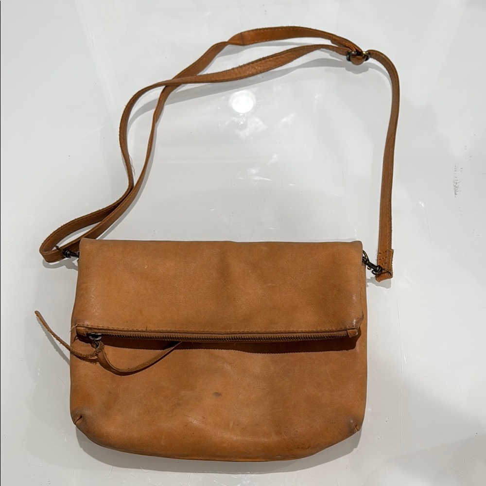 Fashionable Local and Global light Brown Leather Crossbody Bag